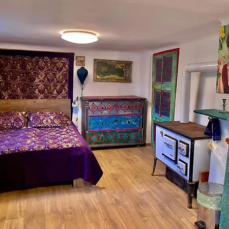Bohemian Eco Apartment *